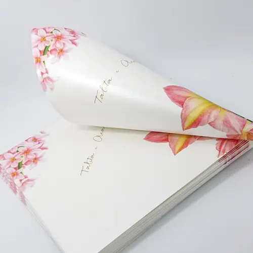 Cone para Pétalas de Rosas Perolado Lírio