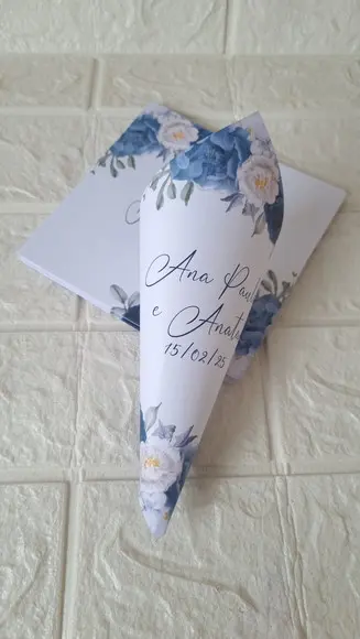 Cone para Pétalas Casamento Flores Azuis