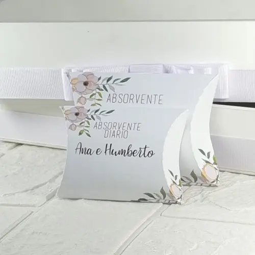 Duas Bandejas e Kit Toalete Fem e Masc