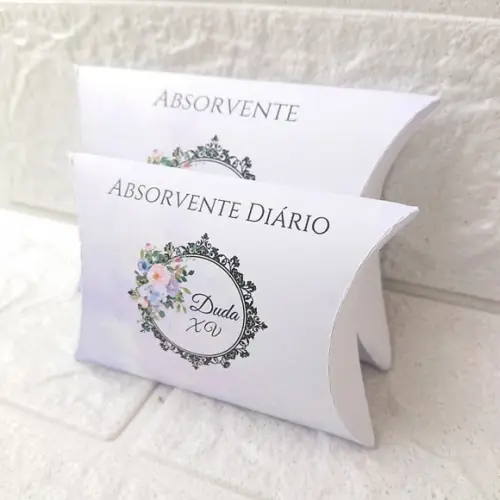 Bandejas e Kit Toalete Masc. e Fem. 15 Anos