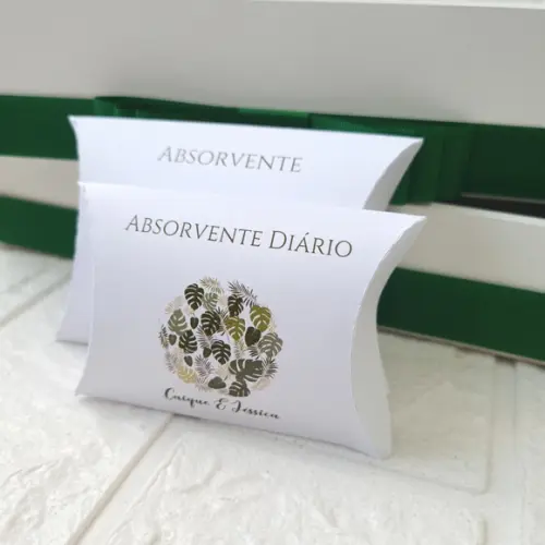 Duas Bandejas e Kit Toalete Fem e Masc