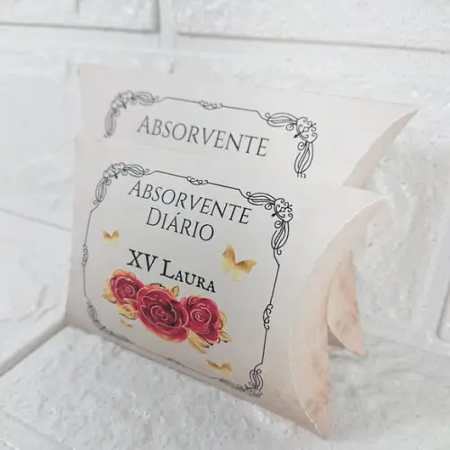 Duas Bandejas e Kit Toalete Fem e Masc Rosa Vermelha