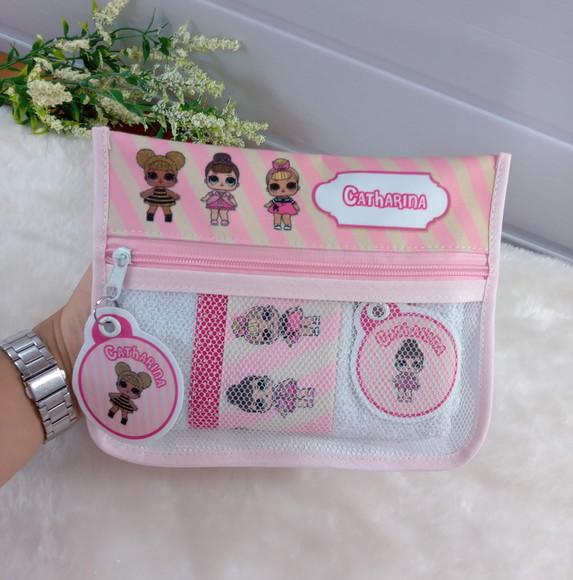 Estojo Higiene Bucal com Toalhinha Personalizada.