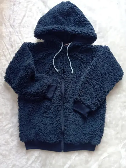 Casaco infantil Teddy 4 ou 6 anos.