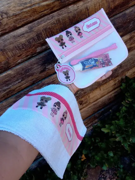Estojo Higiene Bucal com Toalhinha Personalizada.