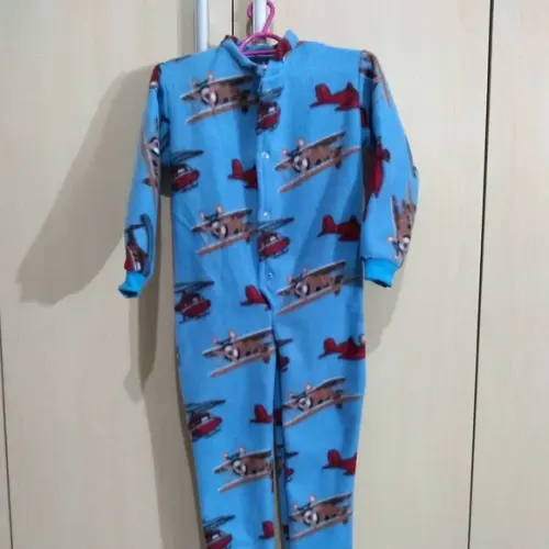 Macacão Pijama em Soft (4 ou 6 anos)