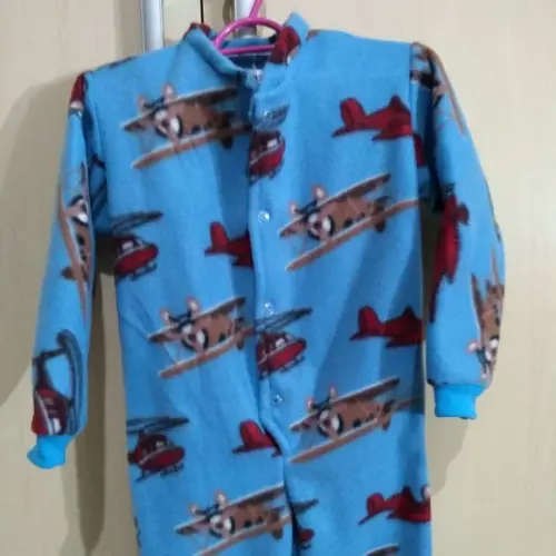 Macacão Pijama em Soft (4 ou 6 anos)