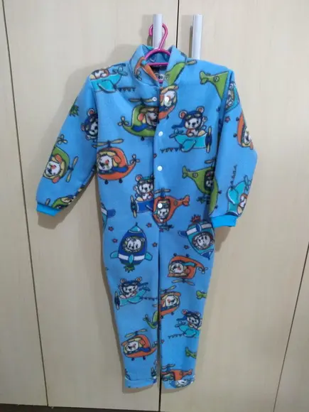 Macacão Pijama em Soft (4 ou 6 anos)