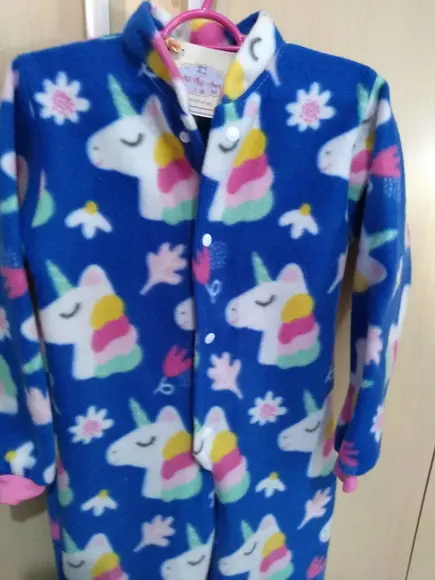 Macacão Pijama em Soft. (8 ou 10 anos)