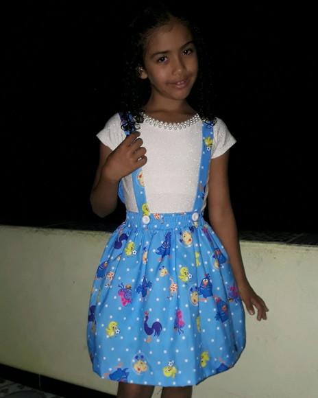 Jardineira galinha pintadinha