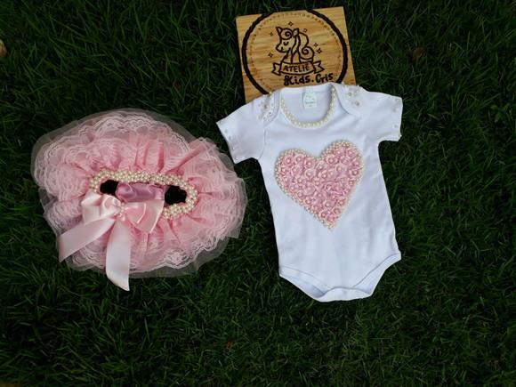 Kit boby + calcinha bunda rica