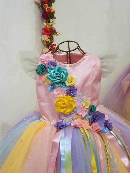 Vestido Unicórnio Arco-íris