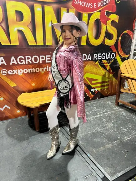 Conjunto Boiadeira Rosa Franja