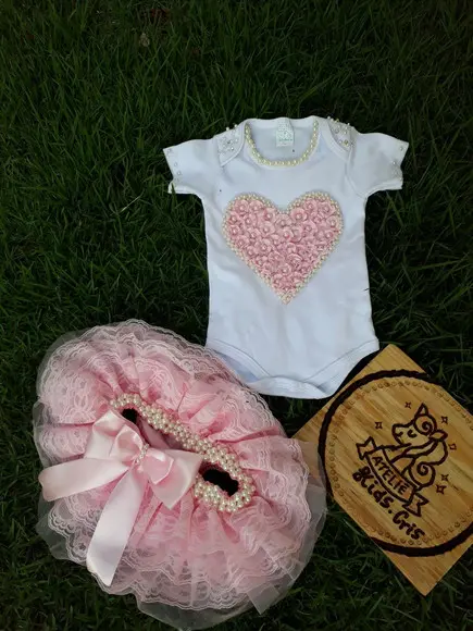 Kit boby + calcinha bunda rica