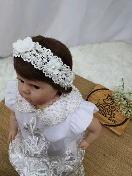 Tiara de luxo batizado