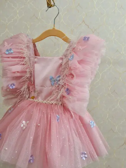 Vestido Luxuoso Rosa Asa Fixa