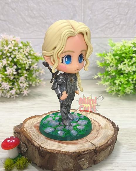 Mini Cult Galadriel com Armadura - os Anéis do Poder