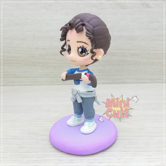 Mini Cult Kj Brandman com Taco de Hóquei - Paper Girls