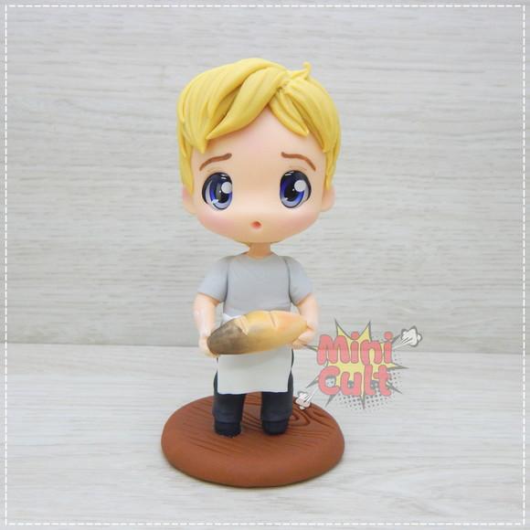 Mini Cult Peeta Mellark com Pão Queimado - Jogos Vorazes