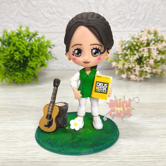 Mini Cult Personalizado / Pessoa Comum com Livro e Violão