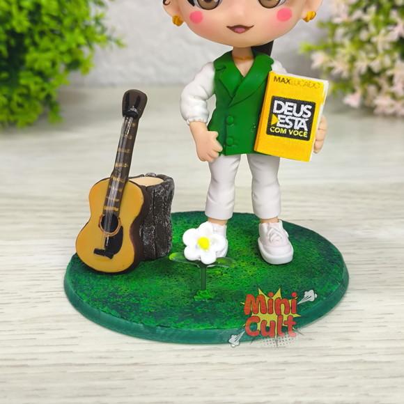 Mini Cult Personalizado / Pessoa Comum com Livro e Violão