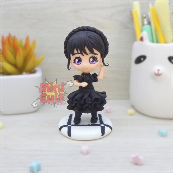 Mini Cult Wandinha Addams na Cena de Dança - Wednesday