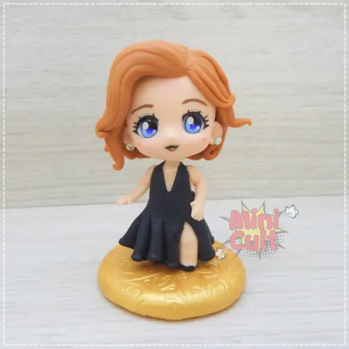 Mini Cult Celia St James - os 7 Maridos de Evelyn Hugo