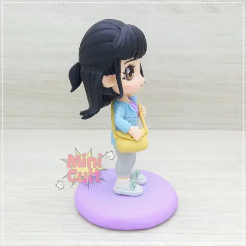 Mini Cult Erin Tieng com Bolsa de Jornais - Paper Girls