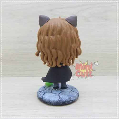 Mini Cult Hermione Gata (poção Polissuco)