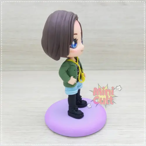 Mini Cult Mac Coyle com Walkman - Paper Girls