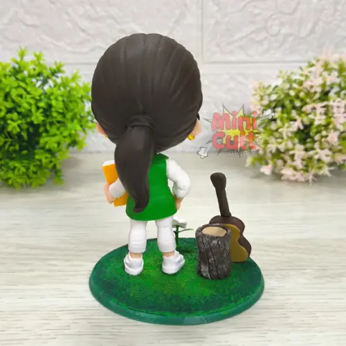 Mini Cult Personalizado / Pessoa Comum com Livro e Violão