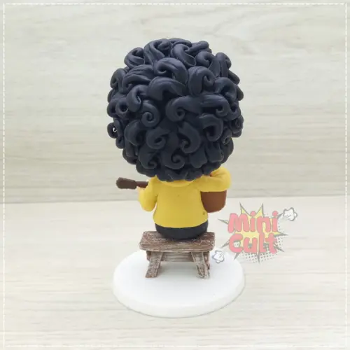 Mini Cult Personalizado com Banquinho e Violão