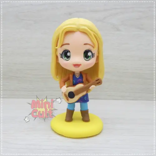 Mini Cult Phoebe Buffay com Violão - Friends
