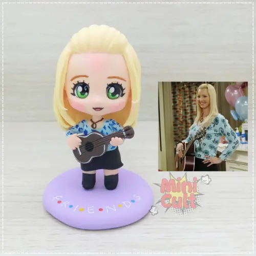 Mini Cult Phoebe Buffay com Violão - Friends (mod. 02)