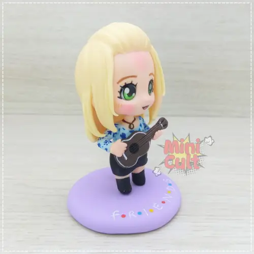 Mini Cult Phoebe Buffay com Violão - Friends (mod. 02)