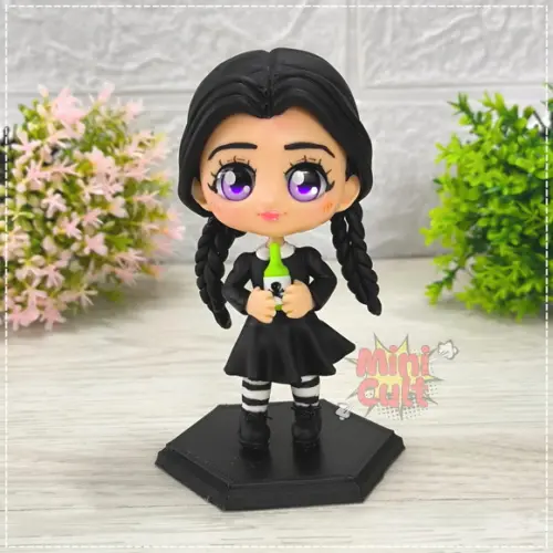 Mini Cult Wandinha Addams - a Família Addams