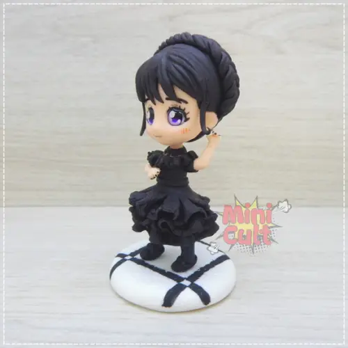 Mini Cult Wandinha Addams na Cena de Dança - Wednesday