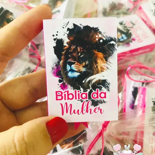 Lembrancinha Bíblia da Mulher