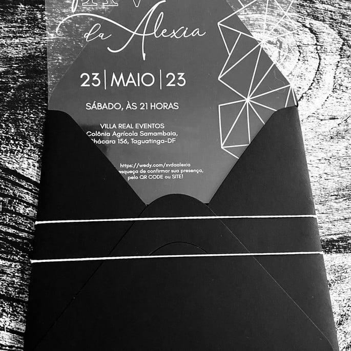 Convite 15 Anos Transparente Geométrico Envelope Preto