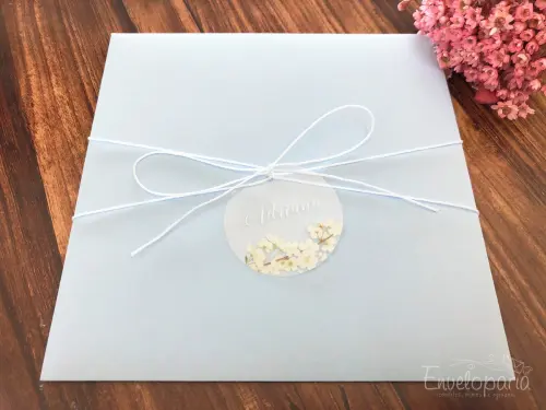 Convite Transparente Cerejeiras Envelope Azul Serenity