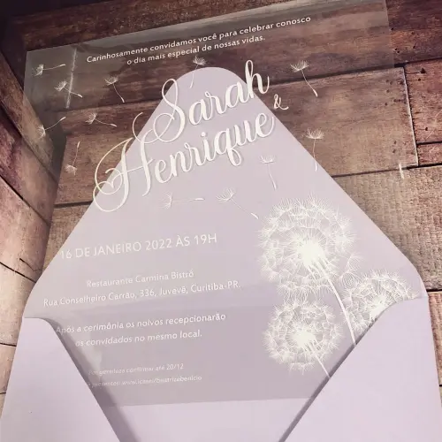 Convite Transparente Dente de Leão Branco Envelope Lilás