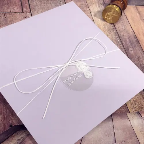 Convite Transparente Dente de Leão Branco Envelope Lilás