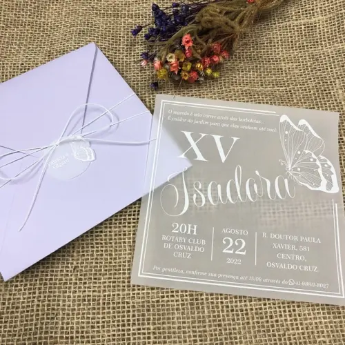 Convite 15 Anos Lilás com Vegetal em Branco