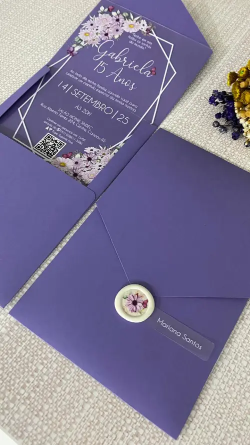 Convite Transparente 15 Anos, Flores Lilás e Lacre de Cera
