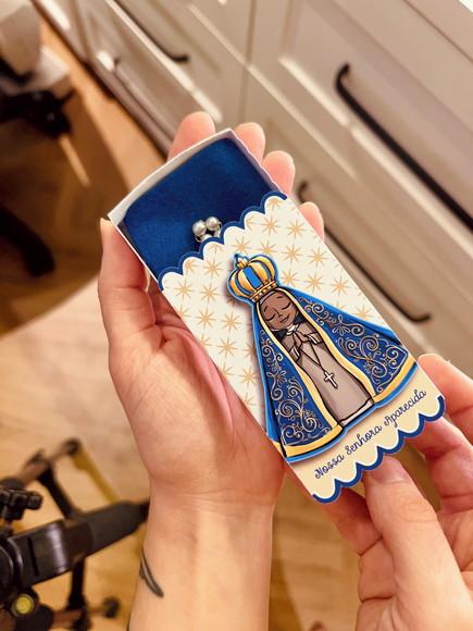 15 Caixa com Mini Terço Nossa Senhora Aparecida