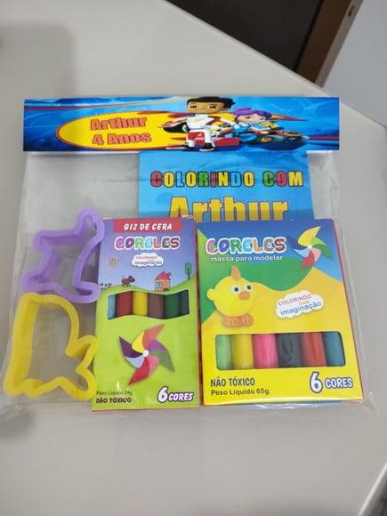 Kit para Colorir + Kit Massinha Blaze