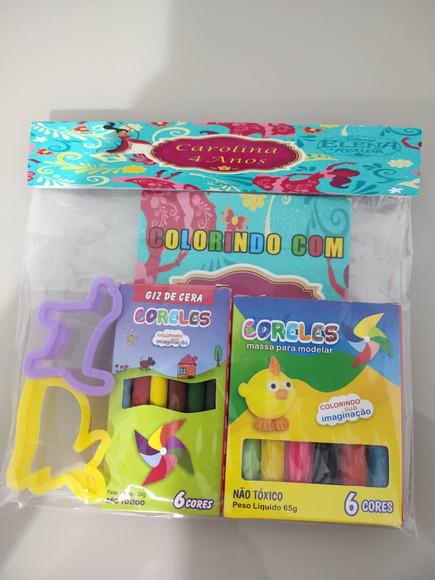 Kit para Colorir + Kit Massinha Elena de Avalor