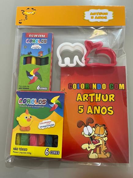 Kit para Colorir + Kit Massinha Garfield