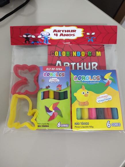 Kit para Colorir + Kit Massinha Spidey e Seus Amigos Espeta.