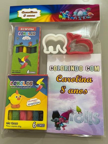 Kit para Colorir + Kit Massinha Trolls